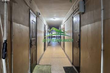 Комната, (всего 10 ком.), 23,8 м², 3/5 эт.