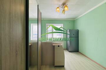 Комната, (всего 2 ком.), 45,6 м², 3/5 эт.