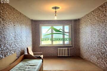 Комната, (всего 4 ком.), 30 м², 4/5 эт.