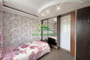 Комната, (всего 7 ком.), 28,9 м², 3/5 эт.