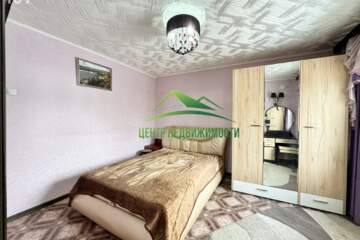 Комната, (всего 5 ком.), 32,9 м², 1/5 эт.