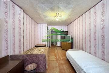 Комната, (всего 5 ком.), 21,9 м², 1/5 эт.